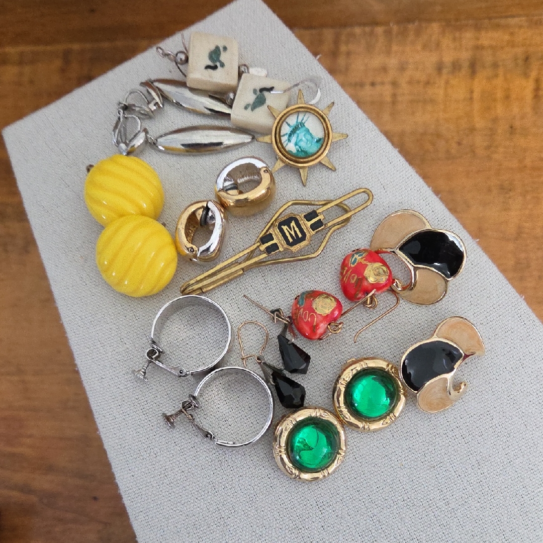 Assorted Jewelry Lot 22$